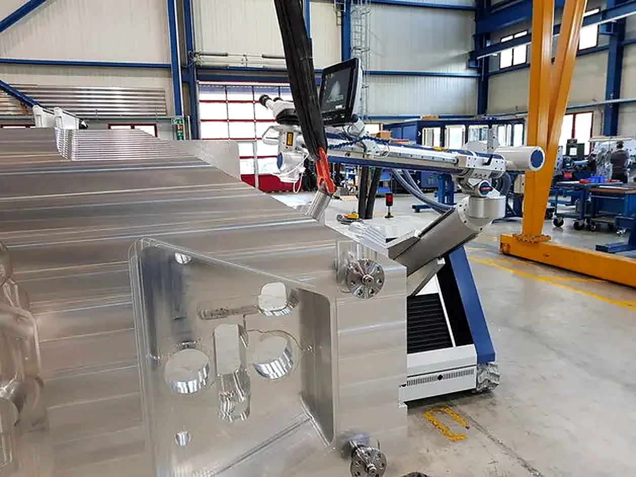 Laserschweissen bei Speedtronic – Aufnahme 3
